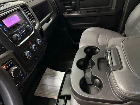 Used 2020 RAM 1500 Tradesman w/ Chrome Appearance Group AWD/4WD image 18