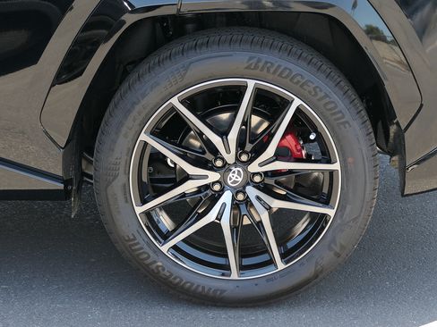 Used 2026 Toyota RAV4 AWD Plug-in Hybrid image 10