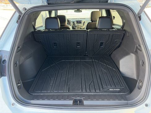 Used 2024 Chevrolet Equinox RS w/ LPO, Floor Liner Package image 10