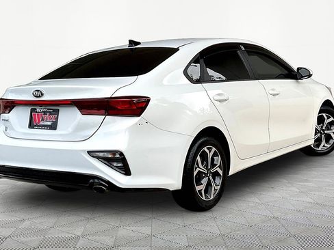 Used 2020 Kia Forte LXS FWD image 6