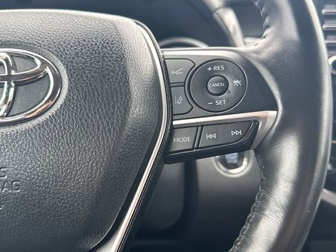 Used 2023 Toyota Camry LE image 19