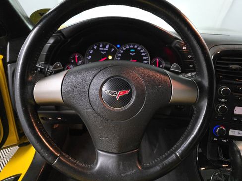 Used 2008 Chevrolet Corvette Coupe image 10