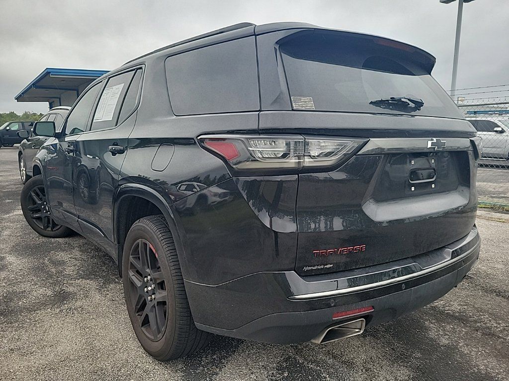 Used 2020 Chevrolet Traverse Premier w/ Redline Edition FWD image 4
