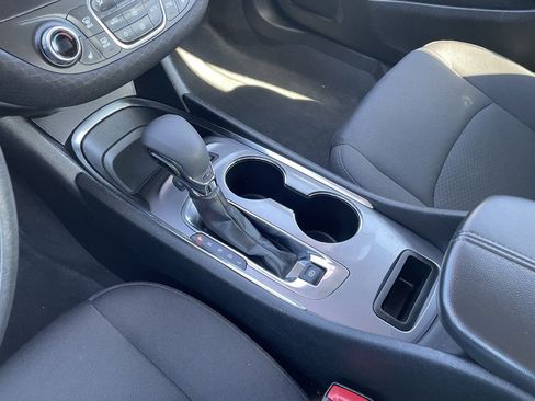 Used 2024 Chevrolet Malibu LT image 20