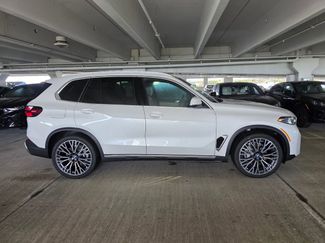 New 2026 BMW X5 sDrive40i RWD video 3