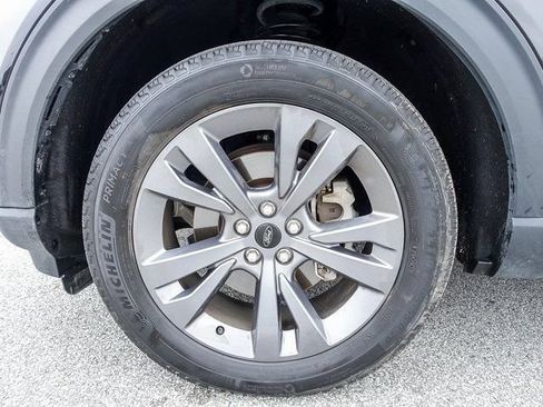Used 2023 Ford Explorer XLT w/ Equipment Group 202A AWD/4WD image 23
