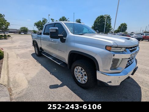 Used 2022 Chevrolet Silverado 2500 LTZ w/ LTZ Convenience Package AWD/4WD image 3