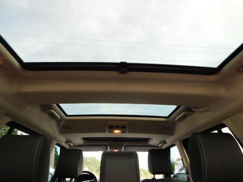 Used 2016 Land Rover LR4 HSE AWD/4WD image 25