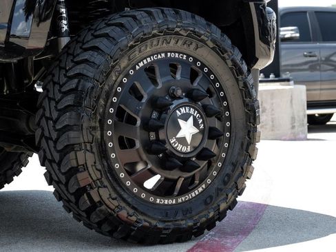 Used 2024 Ford F450 Limited w/ FX4 Off-Road Package AWD/4WD image 73