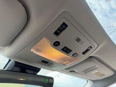 Used 2018 Lexus IS 300 AWD w/ Accessory Package image 31