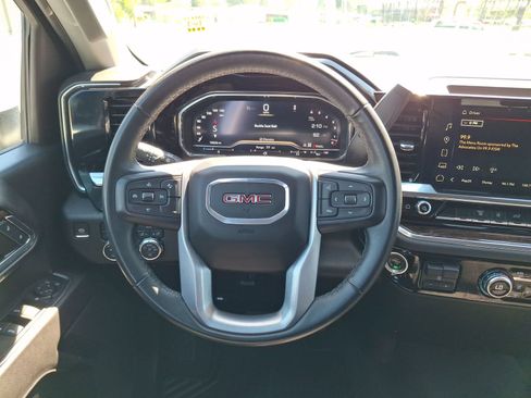 Used 2024 GMC Sierra 3500 SLE w/ SLE Convenience Package AWD/4WD image 12