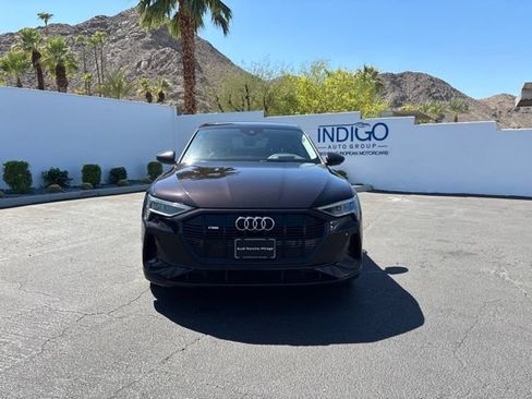 Used 2021 Audi e-tron Prestige w/ Prestige Package AWD/4WD image 2