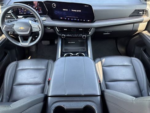 Used 2025 Chevrolet Tahoe LT AWD/4WD image 24