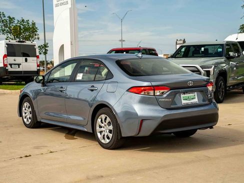 New 2026 Toyota Corolla LE FWD image 2