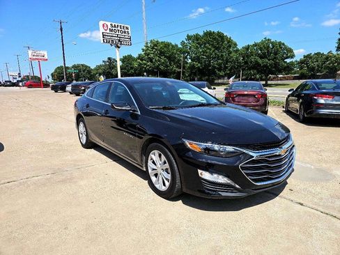 Used 2025 Chevrolet Malibu LT image 1