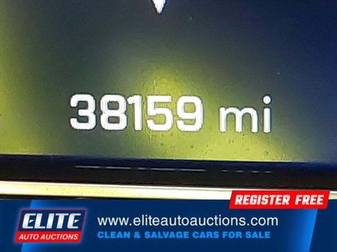 Used 2022 Chevrolet Suburban RST w/ Sport Performance Package AWD/4WD image 30