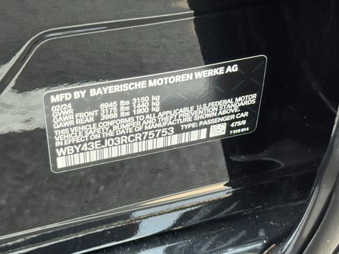 Used 2024 BMW i7 eDrive50 w/ M Sport Package RWD image 47