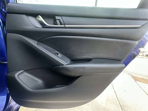 Used 2019 Honda Accord Sport image 28