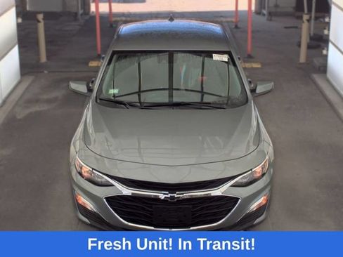 Used 2025 Chevrolet Malibu RS FWD image 11