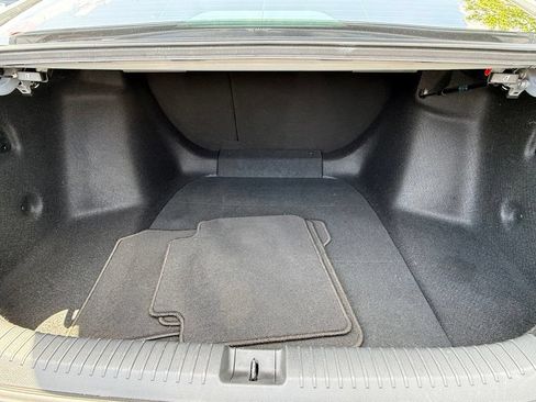 Used 2023 Honda Accord EX-L image 16