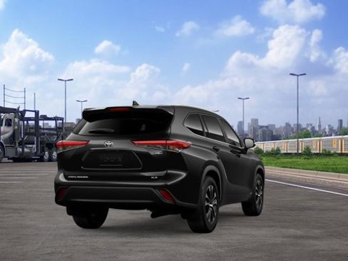 New 2026 Toyota Highlander XLE image 11