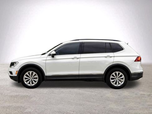 Used 2018 Volkswagen Tiguan SE image 6