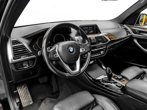 Used 2019 BMW X3 sDrive30i w/ Convenience Package RWD image 3
