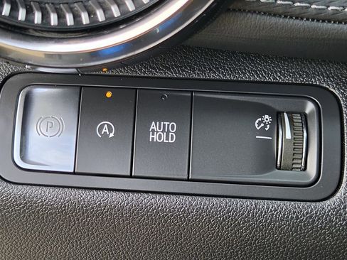 Used 2025 Chevrolet Equinox LT FWD image 23