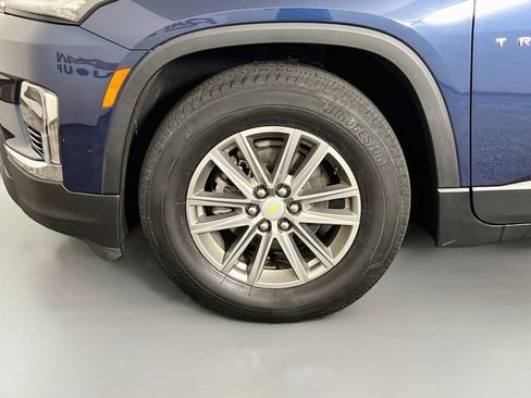 Used 2023 Chevrolet Traverse LT AWD/4WD image 27