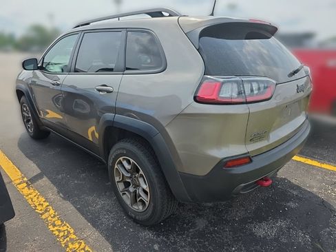 Used 2020 Jeep Cherokee Trailhawk w/ Cold Weather Group AWD/4WD image 6