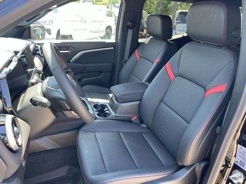 New 2026 Chevrolet Colorado Z71 w/ Technology Package AWD/4WD image 11