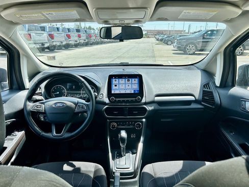 Certified 2019 Ford EcoSport SE w/ SE Convenience Package AWD/4WD image 32