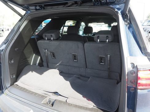 Used 2023 Chevrolet Traverse LT AWD/4WD image 18
