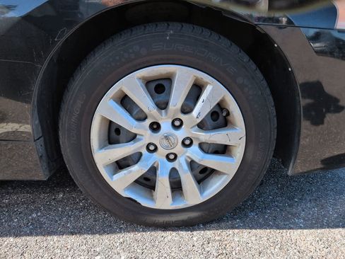 Used 2015 Nissan Altima 2.5 S FWD image 9