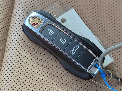 Certified 2023 Porsche 911 Carrera 4 GTS AWD/4WD image 39
