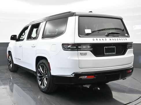 Used 2024 Jeep Grand Wagoneer Series II w/ Quick Order Packagew 28T image 4