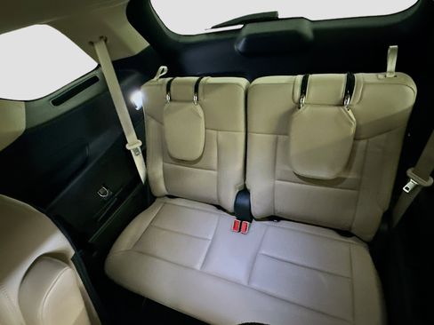 Used 2022 Ford Explorer XLT w/ Equipment Group 202A image 30