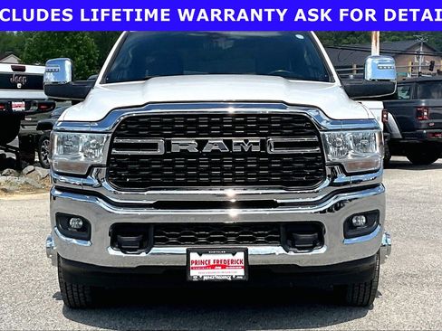 Used 2024 RAM 3500 Big Horn AWD/4WD image 2