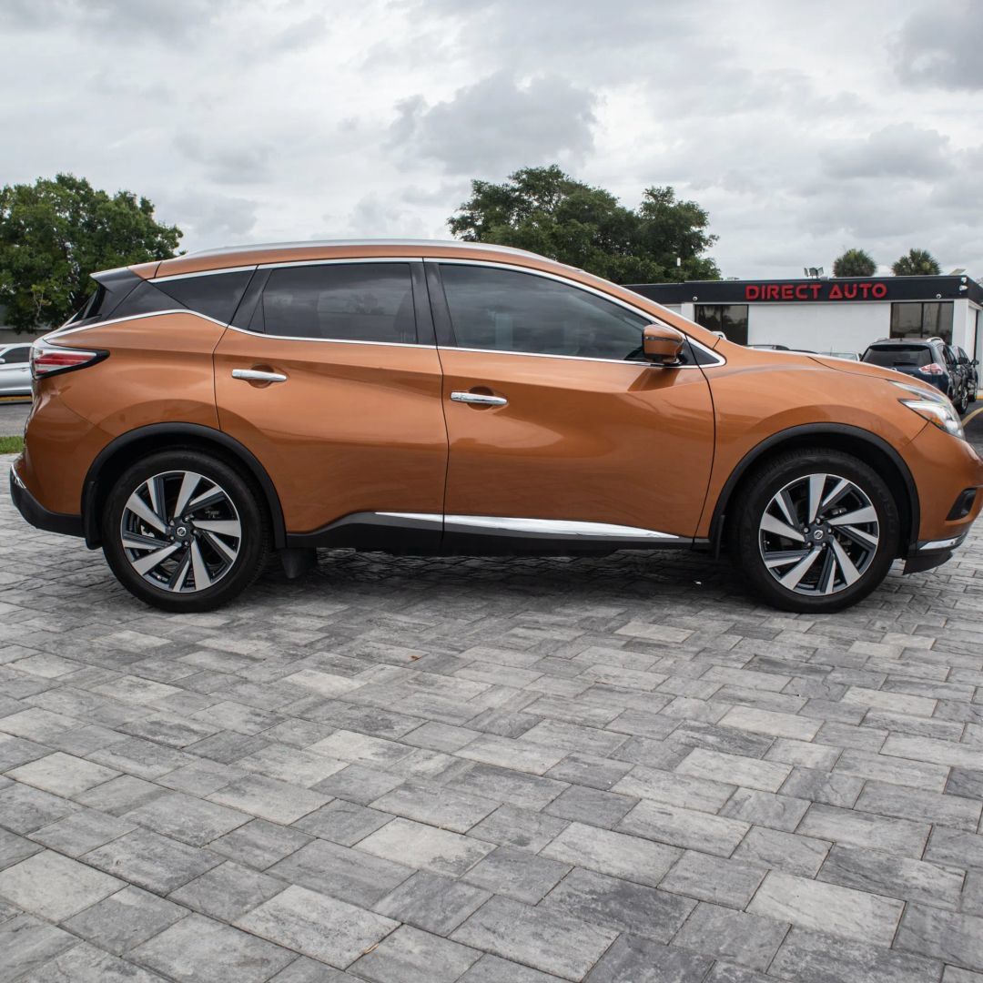 Used 2017 Nissan Murano Platinum w/ Platinum Technology Package FWD image 12