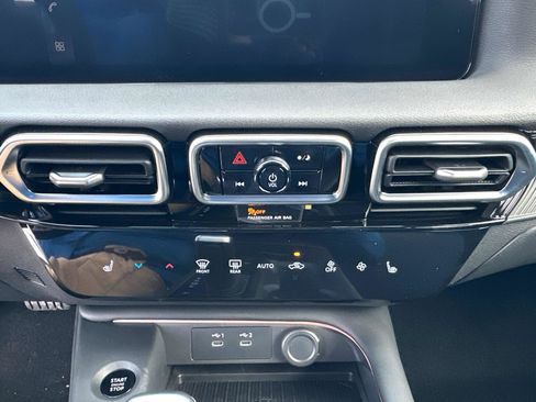 New 2026 Nissan Sentra SV image 32