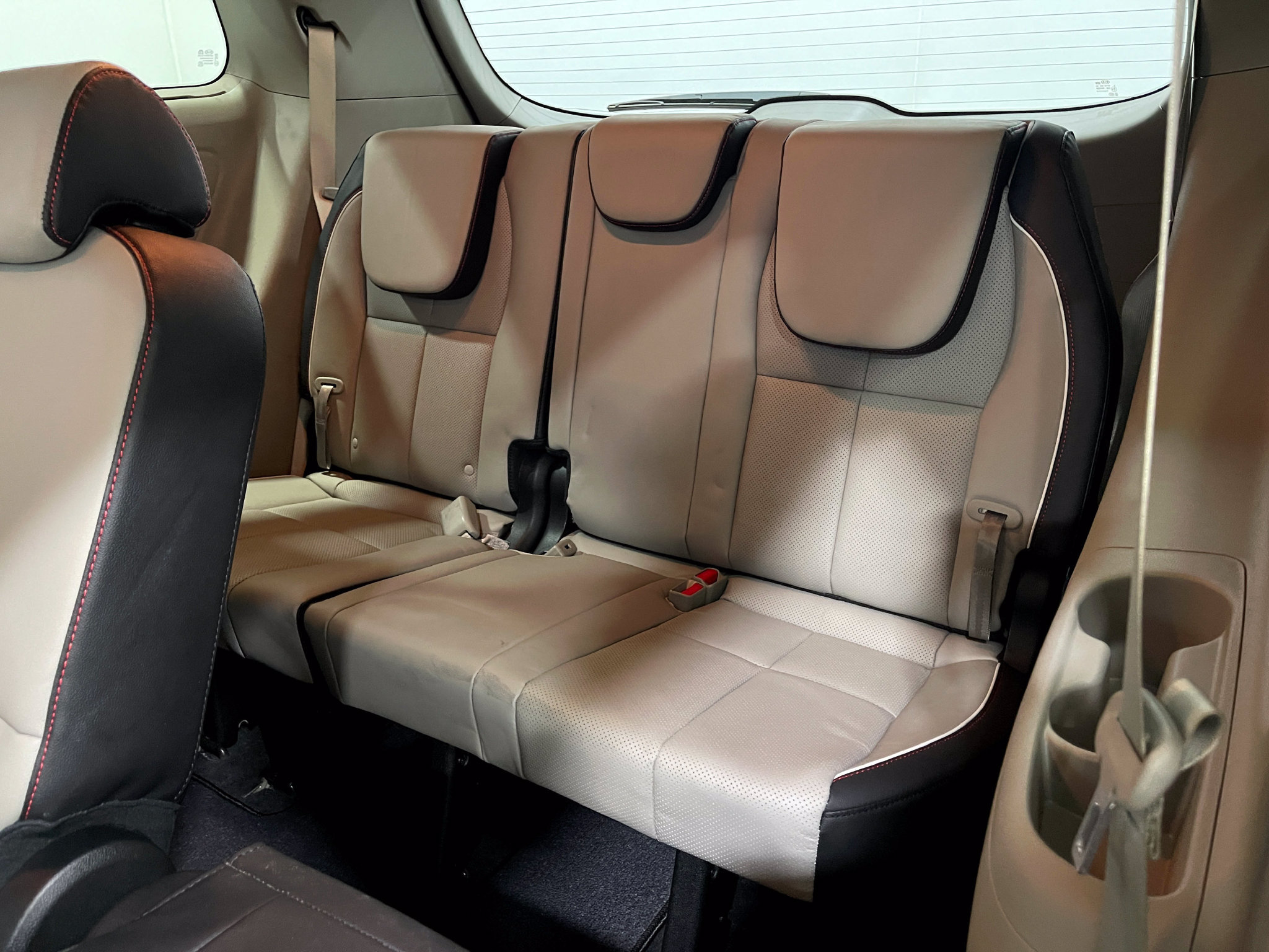 Used 2020 Kia Sedona EX FWD image 29