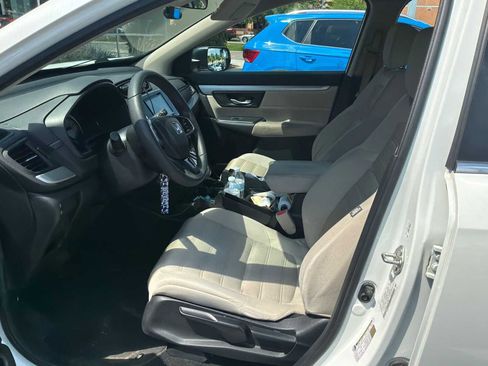 Used 2018 Honda CR-V LX image 5