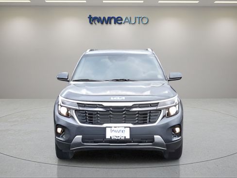 Used 2024 Kia Seltos S AWD/4WD image 8