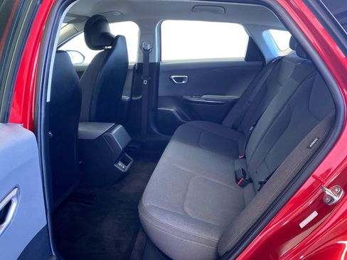 Certified 2025 Kia K4 FWD image 32