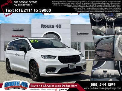 Used 2025 Chrysler Pacifica Limited