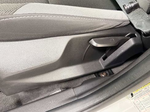 Used 2014 Ford Focus SE FWD image 14