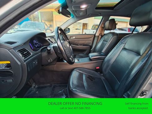 Used 2013 Hyundai Genesis 3.8 w/ Premium Pkg image 9