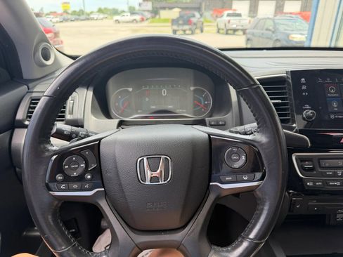 Used 2019 Honda Pilot Touring image 6