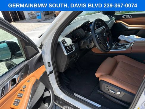 Used 2023 BMW X5 xDrive40i w/ Premium Package AWD/4WD image 12