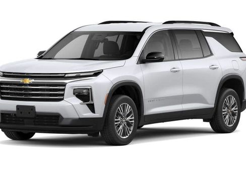 New 2025 Chevrolet Traverse LT image 26